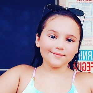 Meet your Posher, Lexi